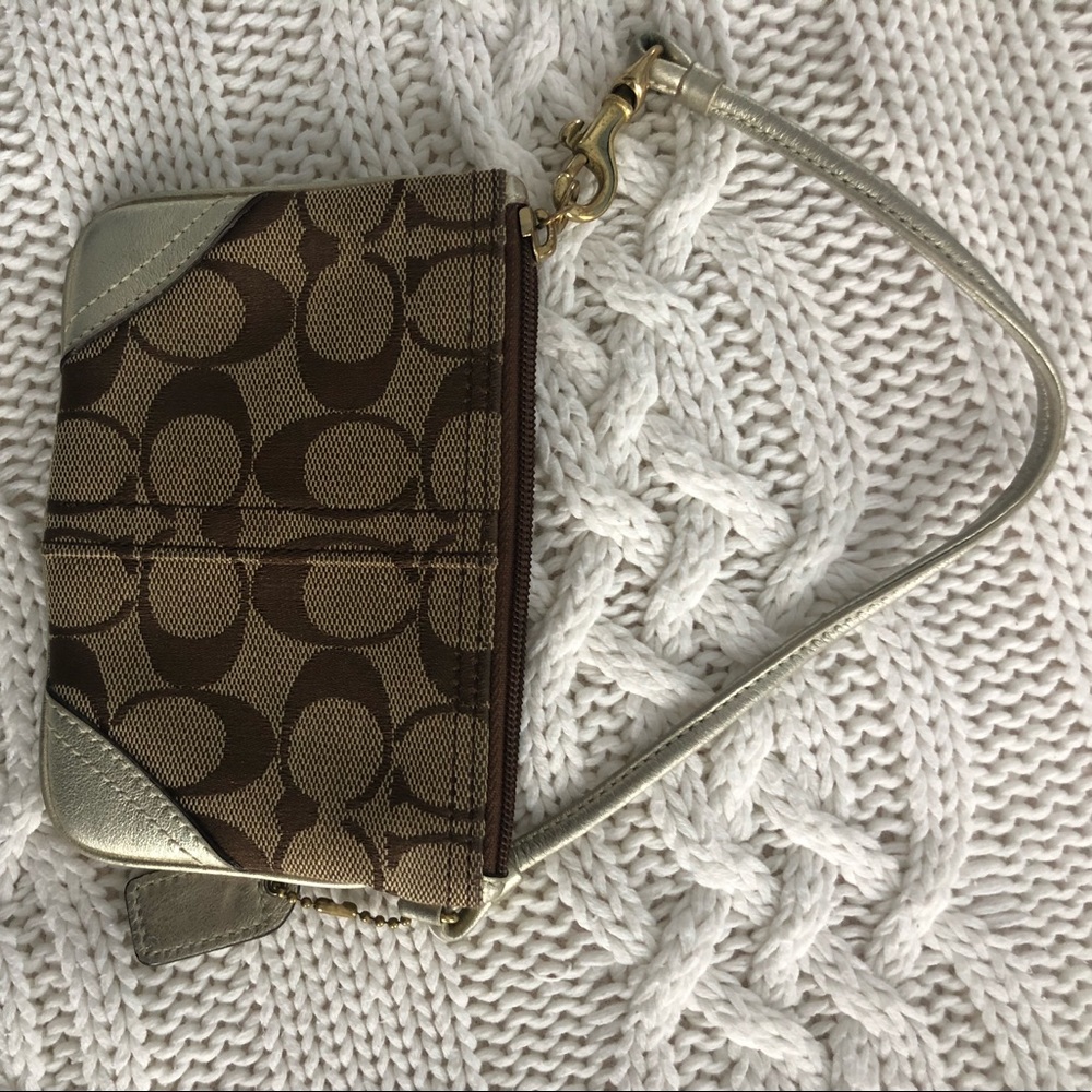 Coach wristlet - Picture 2 of 3